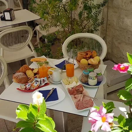 Couette-café Torrente Antico Trani